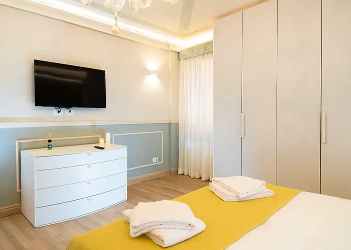 Ca' Xxii Marzo Boutique Apartament *